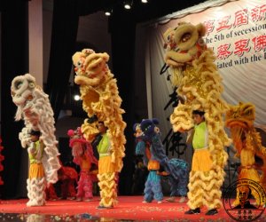 Demostracion de Danza del León en Xin Hui - China 2010